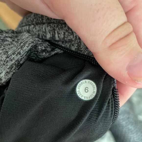 Lululemon Engineered Warmth Half Zip - Picture 7 of 9